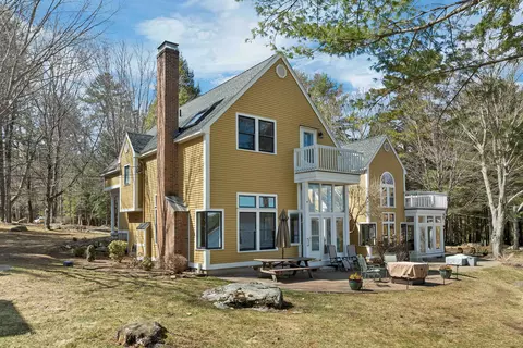 7 Windermere Rd #B, Moultonborough, NH 03254