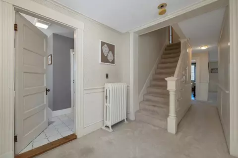 Entry Way - 375 S Main St, Wolfeboro, NH 03894 photo 3 of 3