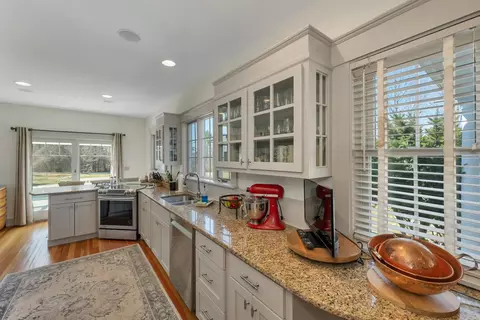 Kitchen - 375 S Main St, Wolfeboro, NH 03894 photo 3 of 5