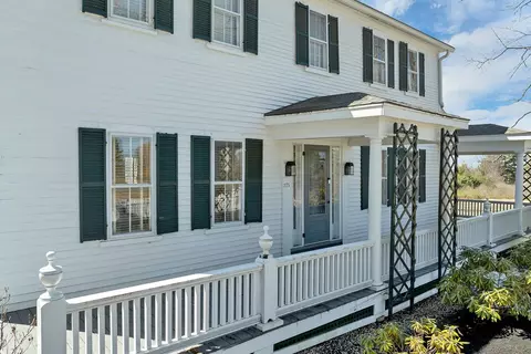 Exterior - 375 S Main St, Wolfeboro, NH 03894 photo 11 of 15