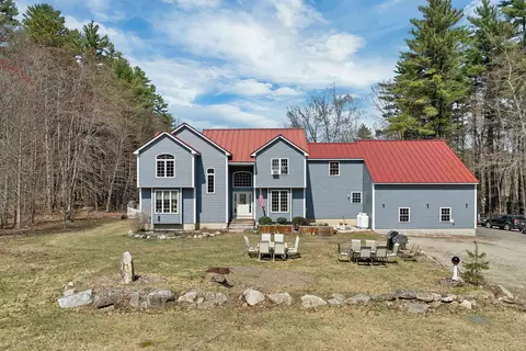 47 Little Mill Rd, Sandown, NH 03873