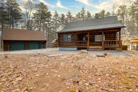 111 Pine River Path, Effingham, NH 03882