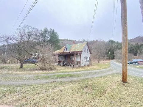 136 Store Hill Rd, Bethel, VT 05032