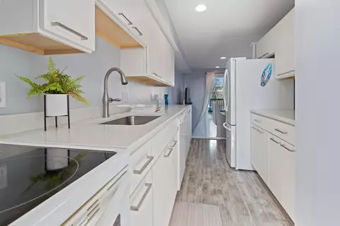 Kitchen - 571 Winnacunnet Rd #3, Hampton, NH 03842 photo 2 of 3