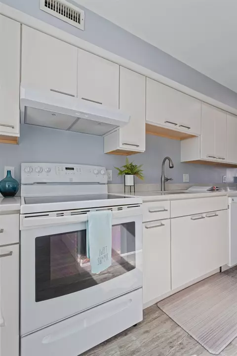 Kitchen - 571 Winnacunnet Rd #3, Hampton, NH 03842 photo 3 of 3