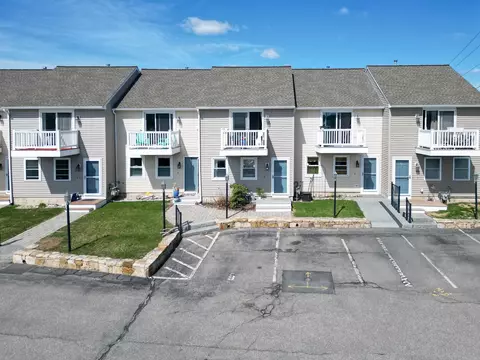 Exterior - 571 Winnacunnet Rd #3, Hampton, NH 03842 photo 1 of 1