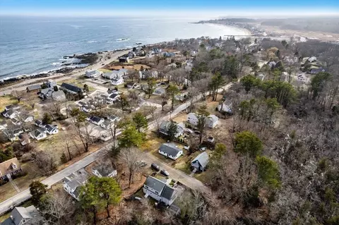32 Porpoise Dr, Rye, NH 03870