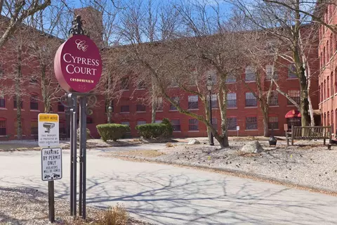 335 Cypress St #3J, Manchester, NH 03103