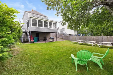 Exterior - 15 Ocean Blvd, Hampton, NH 03842 photo 4 of 7