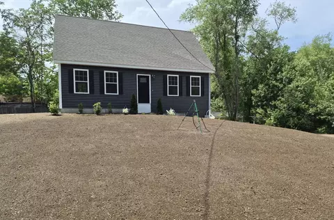 10 Phyllis Ave, Raymond, NH 03077