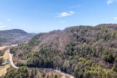 803 Vermont Route 110, Tunbridge, VT 05077