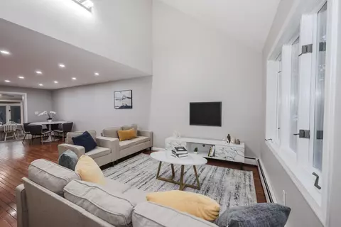 Living - 36 B Dale Rd, Hooksett, NH 03106 photo 1 of 1
