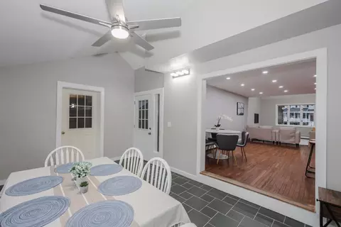 Entry Way - 36 B Dale Rd, Hooksett, NH 03106 photo 2 of 4