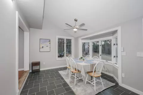 Dining - 36 B Dale Rd, Hooksett, NH 03106 photo 4 of 5