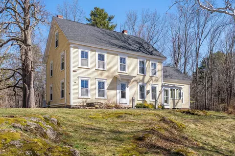 67 Demeritt Ave, Lee, NH 03861