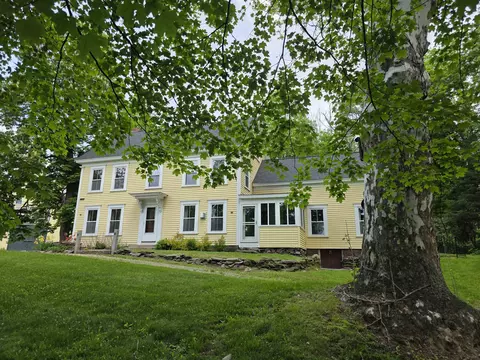 67 Demeritt Ave, Lee, NH 03861
