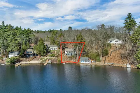 20 Boat Cove Rd, Alton, NH 03810