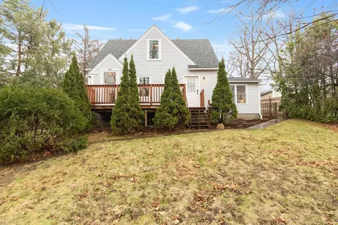 289 Malletts Bay Ave, Winooski, VT 05404