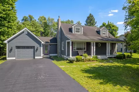 34 Hillcrest Rd, Rutland, VT 05701