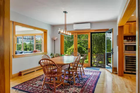 Dining - 947 Oak Hill Rd, Williston, VT 05495 photo 1 of 2