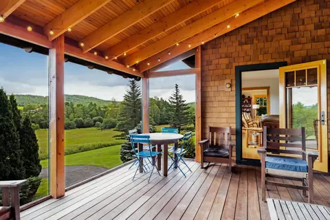 Exterior - 947 Oak Hill Rd, Williston, VT 05495 photo 18 of 18