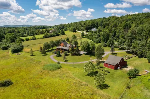 View/Area - 947 Oak Hill Rd, Williston, VT 05495 photo 2 of 5