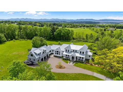 192 Governors Ln, Shelburne, VT 05482
