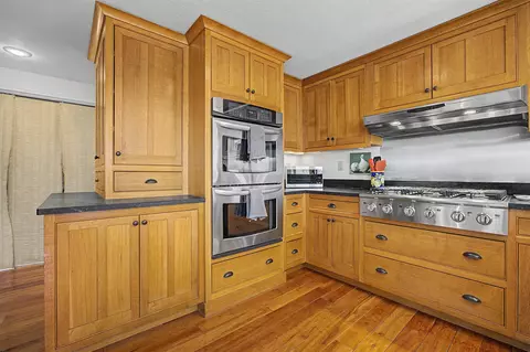 Kitchen - 12 Middle Mountain Trl, Jackson, NH 03846 photo 2 of 5