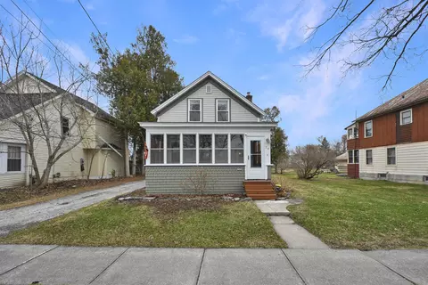 24 Edward St, Saint Albans, VT 05478