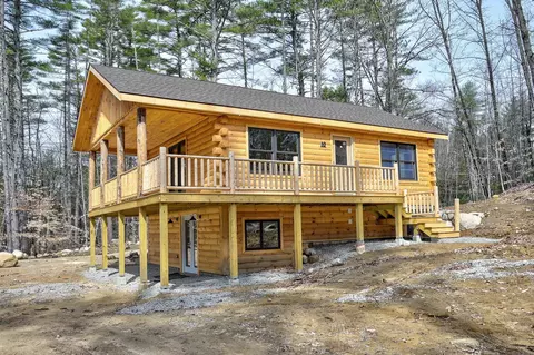 10 Grandval Way, Madison, NH 03849