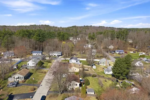View/Area - 6 Heather Dr, Hooksett, NH 03106 photo 8 of 8