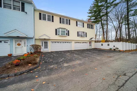 624 Hackett Hill Rd, Manchester, NH 03102