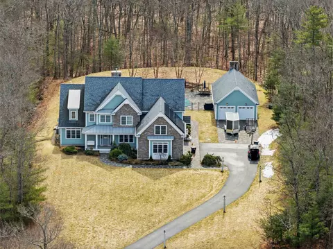 5 Ryan Farm Rd, Windham, NH 03087