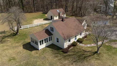 12 Miltimore Rd, Derry, NH 03038