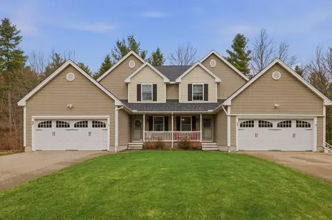 38 Willowbrook Ave, Greenland, NH 03840