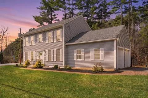 8 Matthews Rd, Swanzey, NH 03446