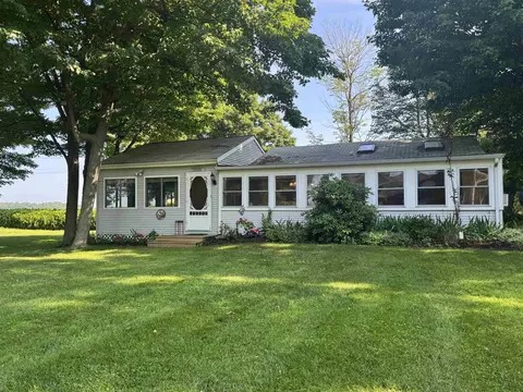 1926 Colchester Point Rd, Colchester, VT 05446