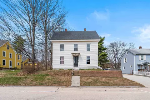 9 Pine St, Pembroke, NH 03275