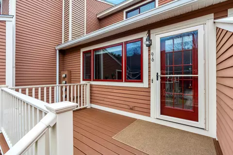 96 Spinnaker Way #96, Portsmouth, NH 03801