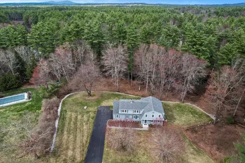 20 French Ct, Merrimack, NH 03054