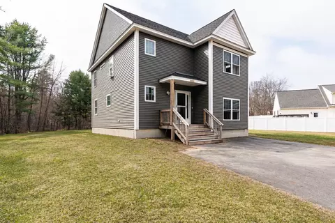 10 Norway Plains Rd, Rochester, NH 03868