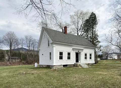 204 W River Rd, Lincoln, VT 05443
