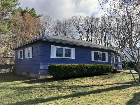 120 Purdue St, Manchester, NH 03103