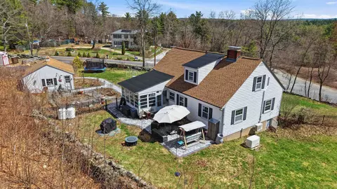 View/Area - 209 Hooksett Rd, Auburn, NH 03032 photo 5 of 5