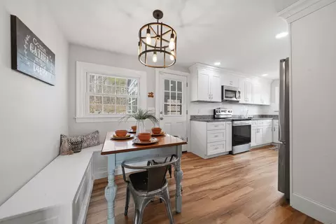 Dining - 209 Hooksett Rd, Auburn, NH 03032 photo 1 of 2