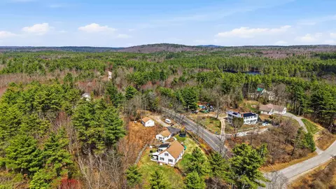 View/Area - 209 Hooksett Rd, Auburn, NH 03032 photo 2 of 5