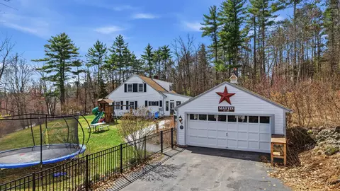 Exterior - 209 Hooksett Rd, Auburn, NH 03032 photo 8 of 14