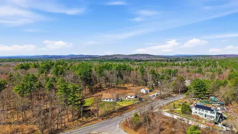 View/Area - 209 Hooksett Rd, Auburn, NH 03032 photo 3 of 5