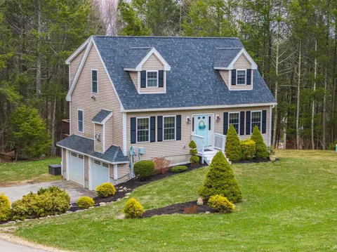 38 Sofia Way, Nottingham, NH 03290