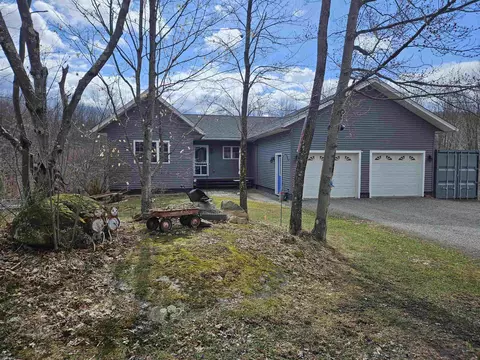 Exterior - 5 Ted Rd, Milton, VT 05468 photo 2 of 16